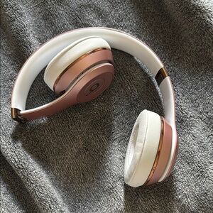 Rose Gold Wireless Headphones